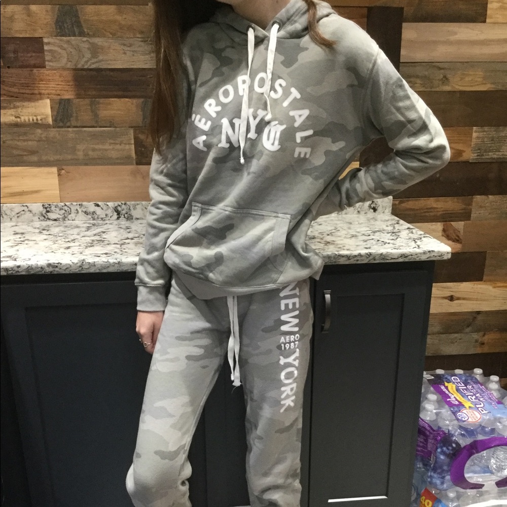 Aeropostale camouflage hoodie